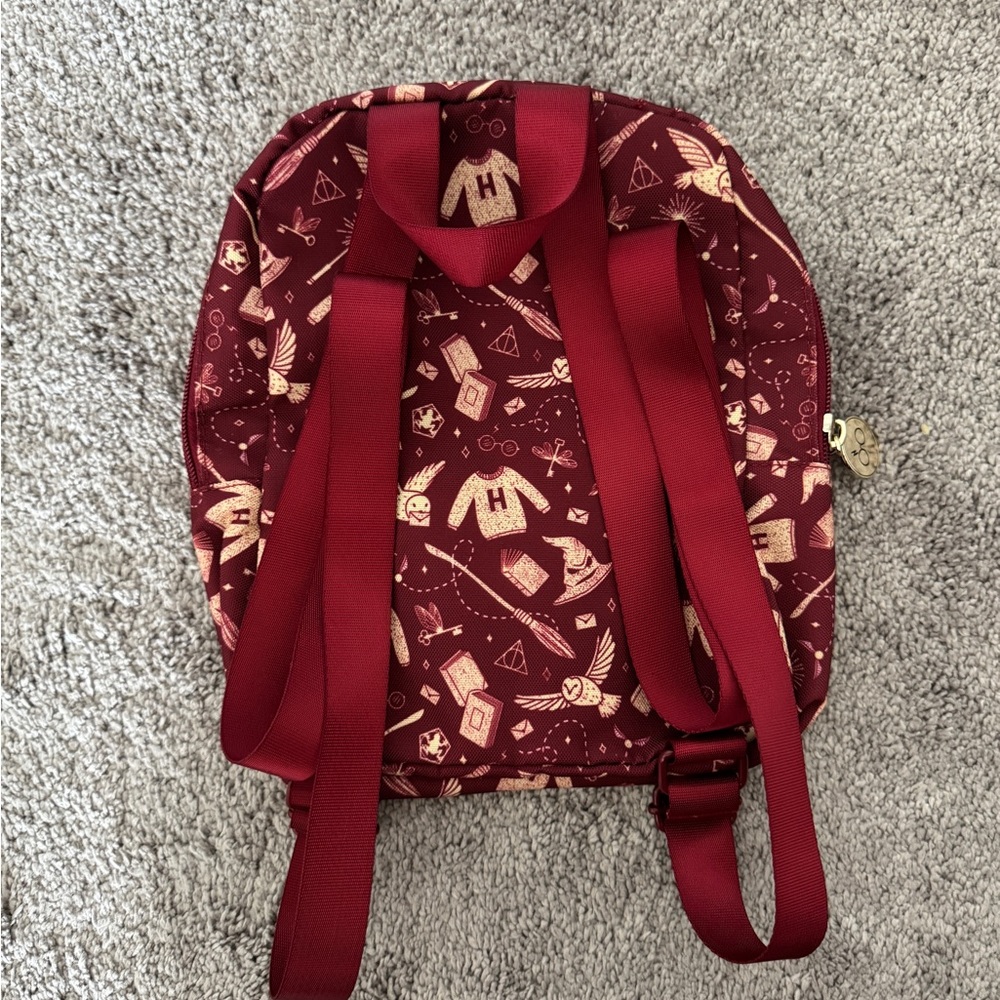 Jujube Petite Backpack - Picture 2 of 3